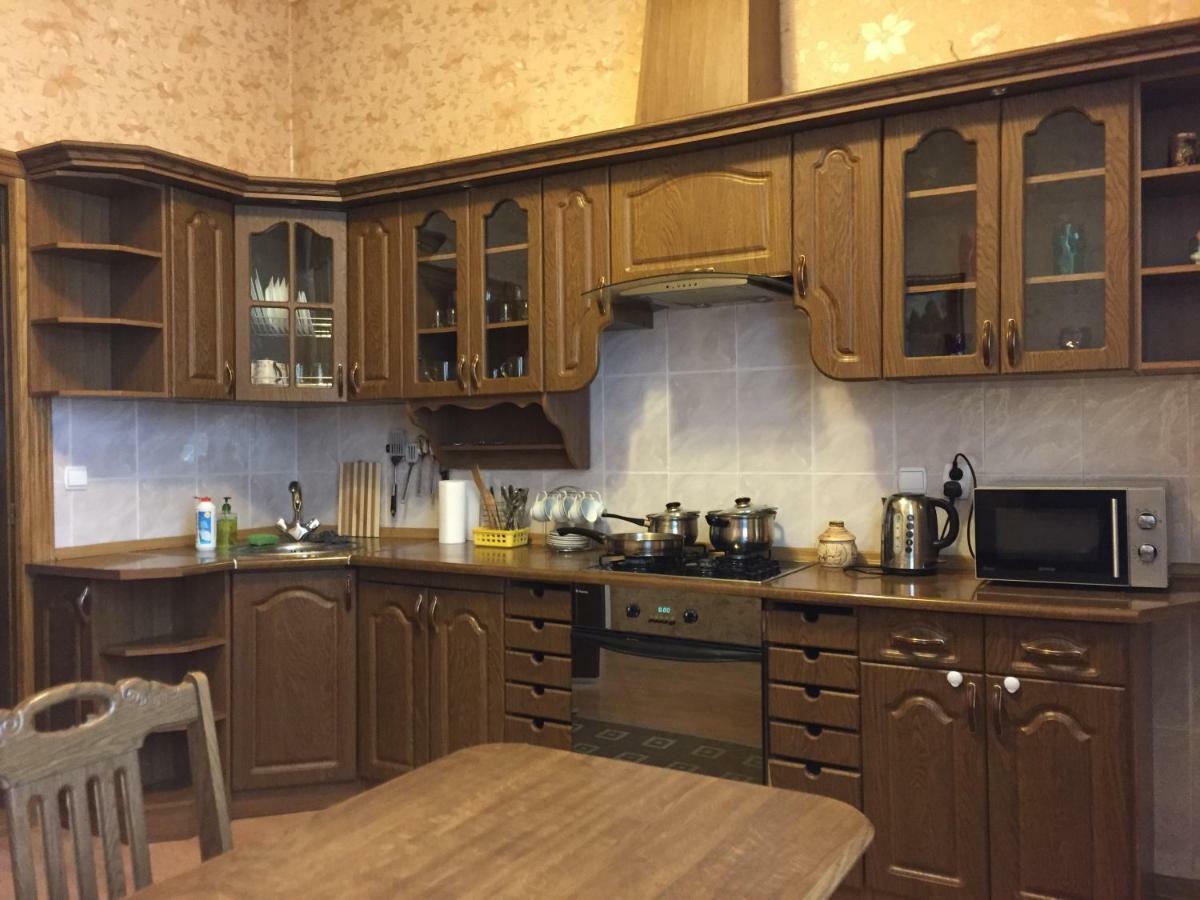 Затишна Квартира В Центрі Міста Ternopil Ngoại thất bức ảnh